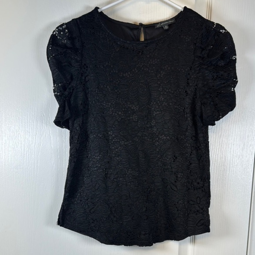 Adrianna Papell Black Lace Blouse Puff Sleeves Size XS EUC #5571